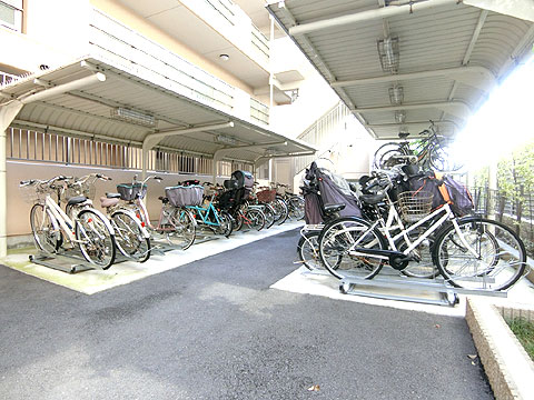 その他共用部　自転車置場①