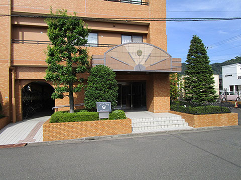 エントランス　エントランス