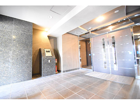 エントランス オートロック有