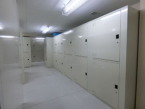 その他共用部　タイヤの収納に便利なタイヤ置場（使用料：月額5