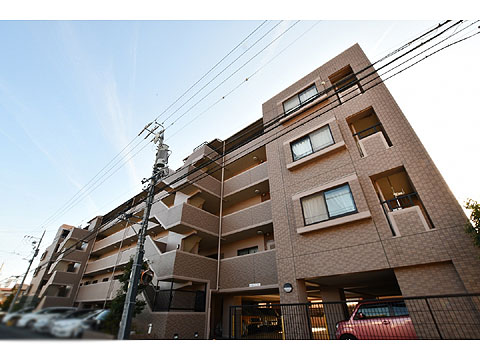 現地外観写真　建物外観
