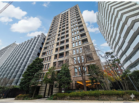 現地外観写真　建物外観