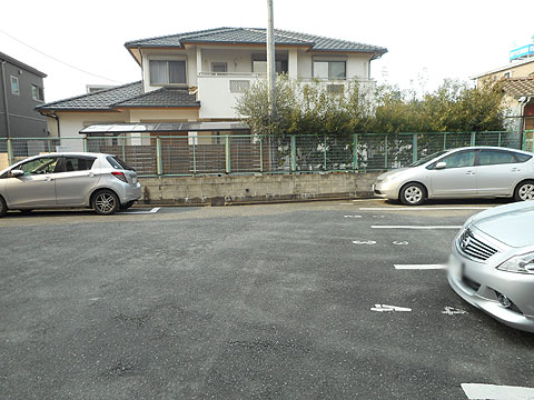 その他共用部　敷地内駐車場