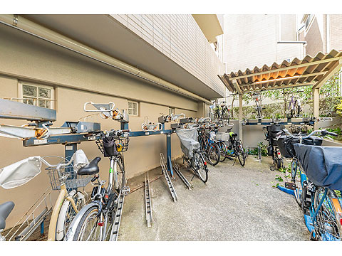 その他共用部　チャリ