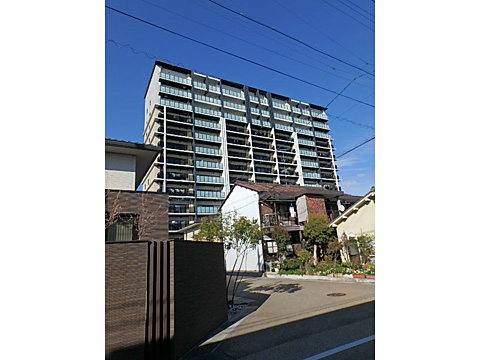 現地外観写真　建物外観