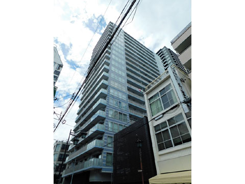 現地外観写真　建物外観（南側）