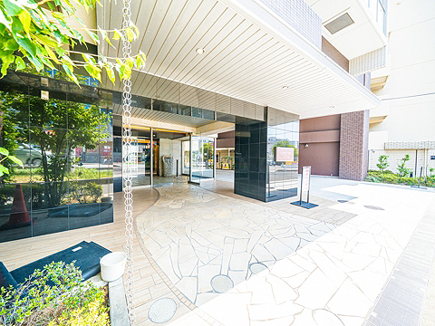 エントランス　風除室