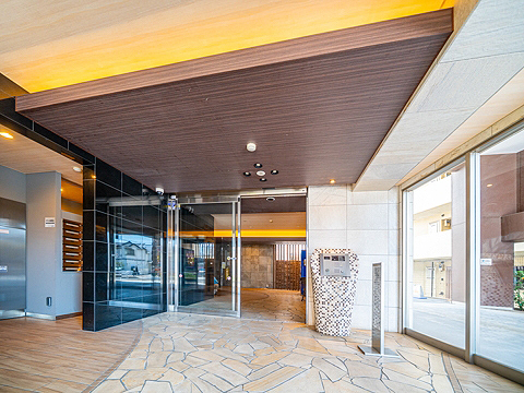 エントランス　エントランスホール