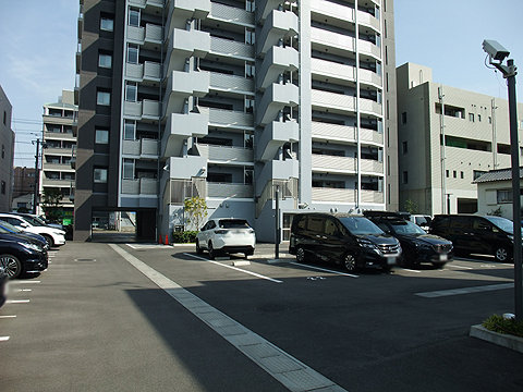 駐車場　駐車場