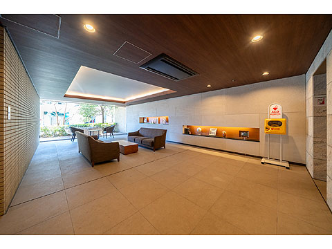 エントランス　エントランスホール