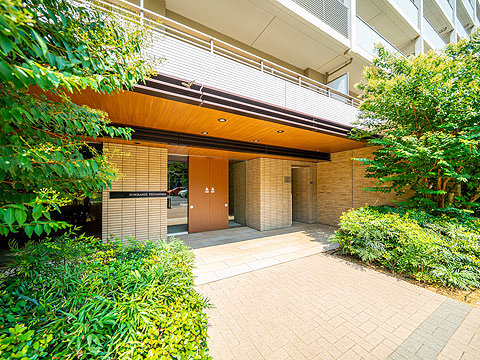 エントランス　エントランスホール