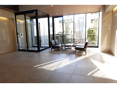 エントランス　エントランスホール