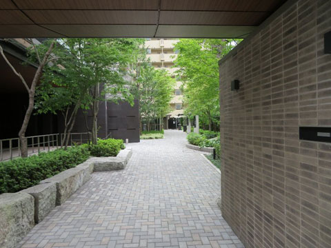 エントランス　IMG_3463