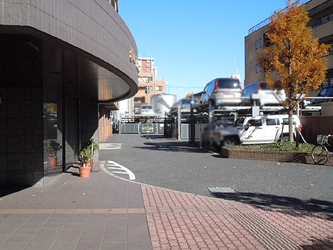 駐車場　駐車場