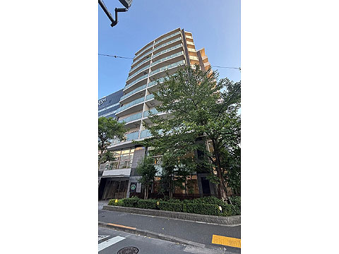 現地外観写真　北西側から見た外観２