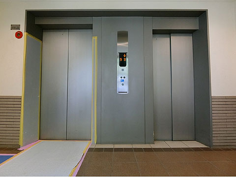 その他共用部　エレベーター乗り場