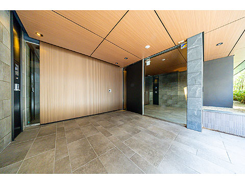 エントランス　エントランス