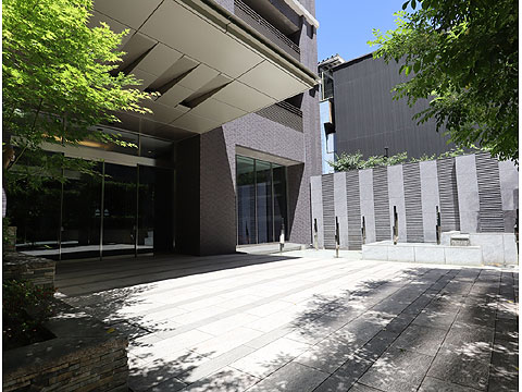 エントランス　IMG_1183