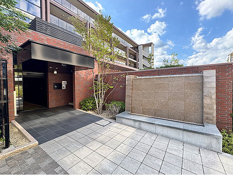 エントランス サブエントランス