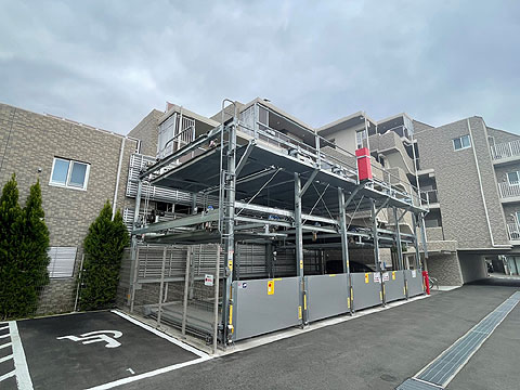 駐車場　駐車場