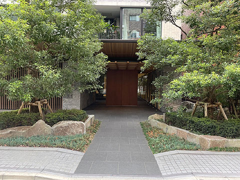 エントランス　thumbnail_image0 (1)