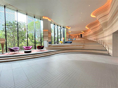 エントランス　1階グランドエントランス