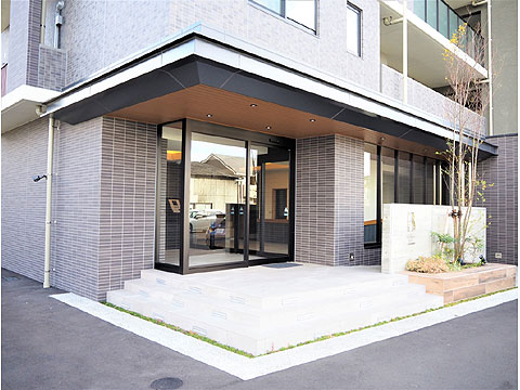 エントランス　エントランス