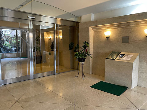 エントランス　オートロック