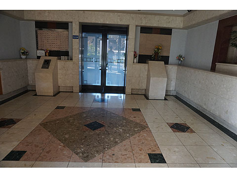 エントランス　オートロック