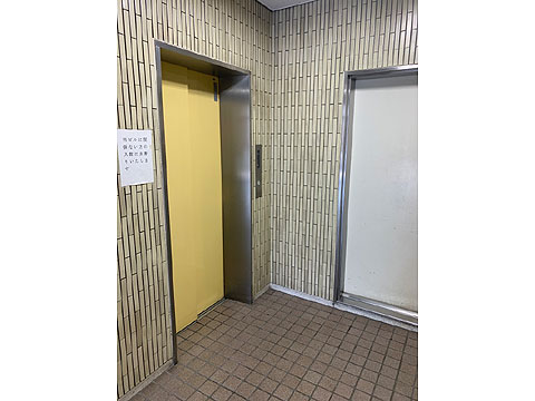 ロビー　エレベーターホール