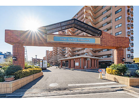 エントランス エントランス