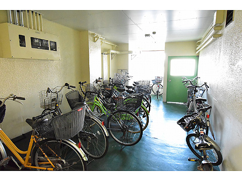 その他共用部　屋内駐輪場も便利に使えます（月額使用料：１００