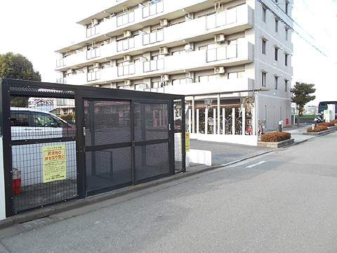 その他共用部　ゴミ置き場、自転車置き場