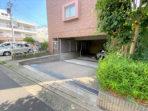 駐車場　