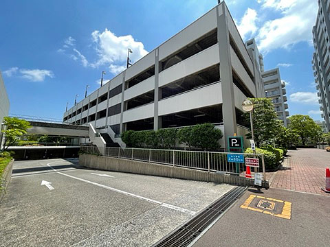 駐車場　敷地内自走式駐車場