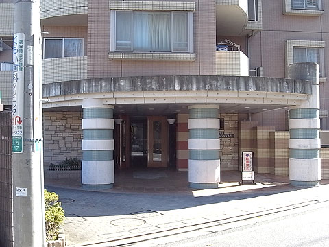エントランス　エントランス