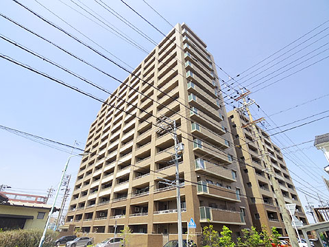 現地外観写真　南棟東棟