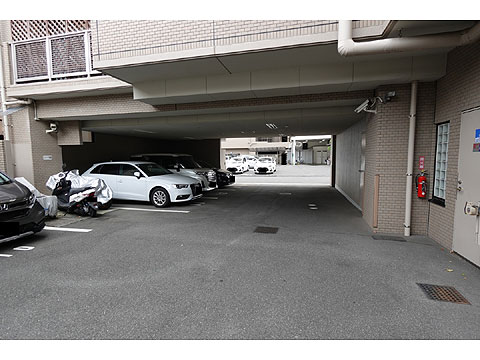 駐車場　駐車場②