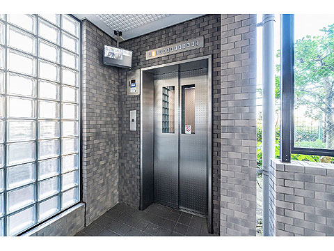 その他共用部　●エレ