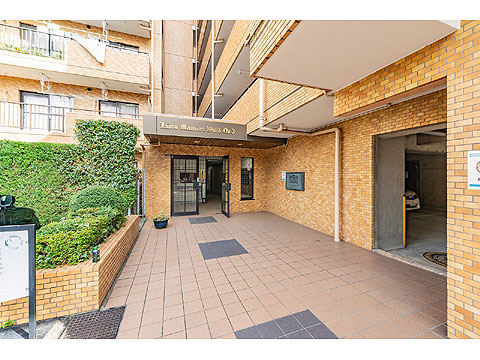 エントランス　エント外