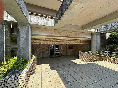エントランス　IMG_1135