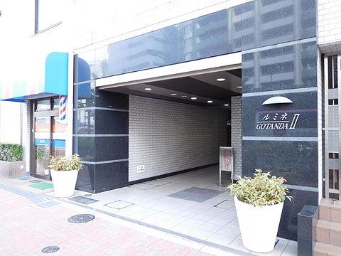 現地外観写真　【共用】エントランス入口②