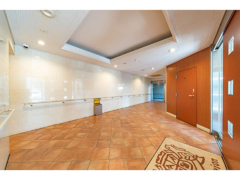 ロビー エントランス内部