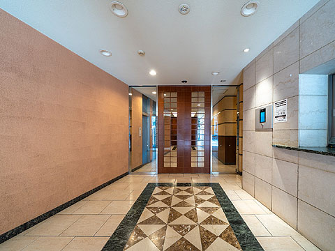 エントランス　風除室