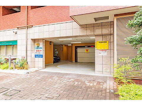 駐車場　駐車場
