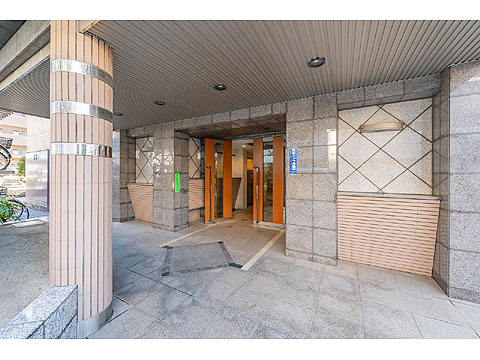 エントランス　エントランスアプローチ