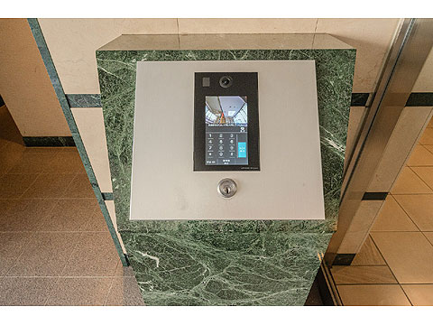 エントランス　オートロック