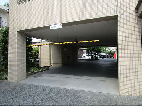 その他共用部　敷地内駐車場