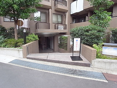 エントランス　エントランス