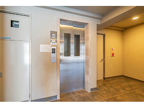 その他共用部　エレベーター